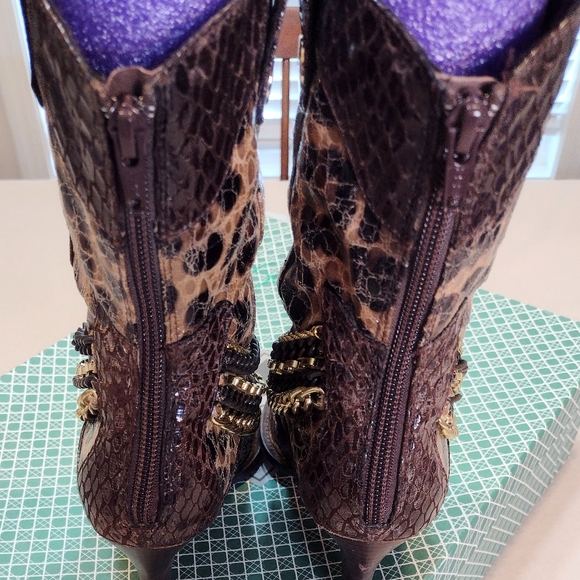 J. Renee "Bree" snake texture, animal print boots, size 6.5M - Picture 5 of 11